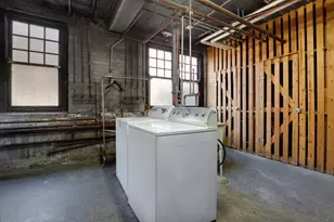 1360 E Madison Park, Chicago, IL 60615 - Photo 19