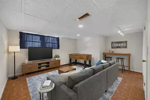 483 Forest Preserve Dr, Wood Dale, IL 60191 - Photo 19