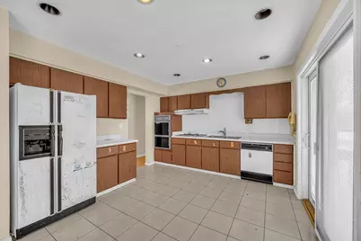 483 Forest Preserve Drive, Wood Dale, IL 60191 - Photo 9