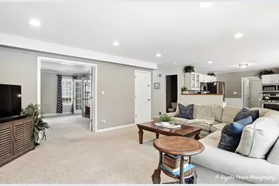 387 Long Hill Road, Gurnee, IL 60031 - Photo 35