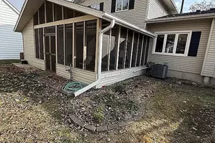 219 W Birchwood St, Morton, IL 61550 - Photo 29