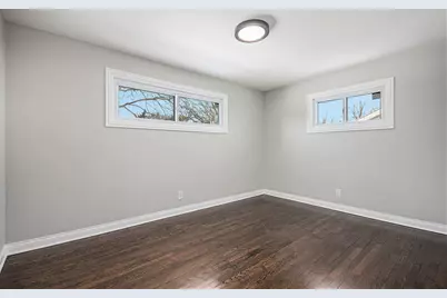 225 Sunrise Avenue, Willowbrook, IL 60527 - Photo 5