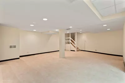 17804 W Pond Ridge Circle, Gurnee, IL 60031 - Photo 29