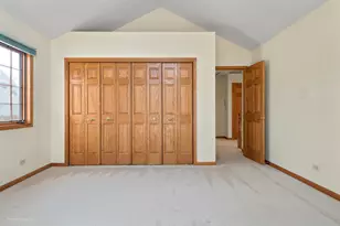 17804 W Pond Ridge Cir, Gurnee, IL 60031 - Photo 21