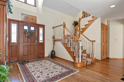17804 W Pond Ridge Circle, Gurnee, IL 60031 - Photo 5