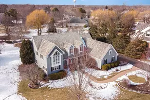 17804 W Pond Ridge Cir, Gurnee, IL 60031 - Photo 3