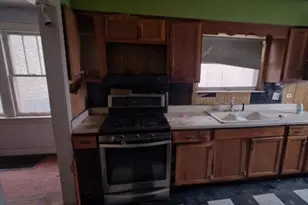 213 157th St, Calumet City, IL 60409 - Photo 9