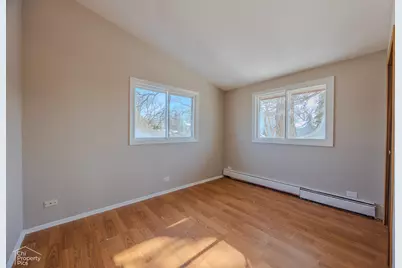 2017 W Oakleaf Drive, McHenry, IL 60051 - Photo 7