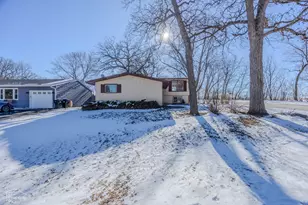 2017 W Oakleaf Dr, McHenry, IL 60051 - Photo 25