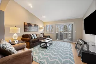 132 Meredith Ln, Streamwood, IL 60107 - Photo 13