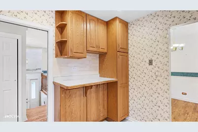 1216 E Elm Street, Wheaton, IL 60189 - Photo 13