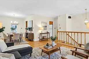 1216 E Elm St, Wheaton, IL 60189 - Photo 3