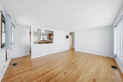 8765 S Beck Place, Hometown, IL 60456 - Photo 5