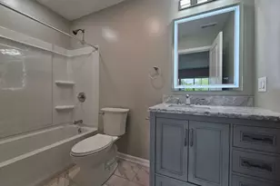 642 Ruby St, Crystal Lake, IL 60014 - Photo 17