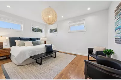 2237 N Hoyne Avenue #3N, Chicago, IL 60647 - Photo 9