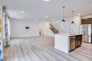 205 Tinana St, Oswego, IL 60543 - Photo 9