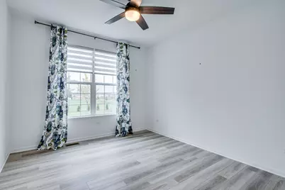 205 Tinana Street, Oswego, IL 60543 - Photo 29