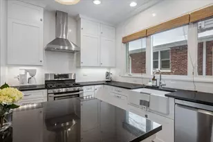 2215 Wesley Ave, Evanston, IL 60201 - Photo 19