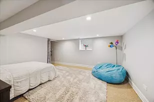 315 Bartram Rd, Riverside, IL 60546 - Photo 25