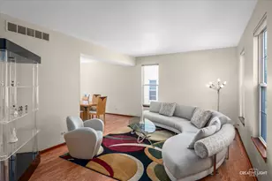 1348 Amaranth Dr, Naperville, IL 60564 - Photo 7