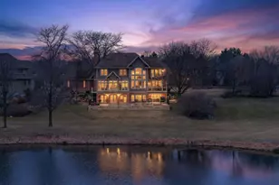 320 Boulder Dr, Lake in the Hills, IL 60156 - Photo 45