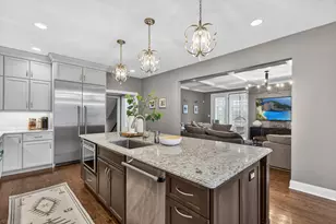 320 Boulder Dr, Lake in the Hills, IL 60156 - Photo 9