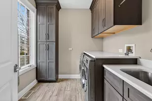 320 Boulder Dr, Lake in the Hills, IL 60156 - Photo 17