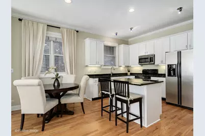 2512 W Thomas Street #1, Chicago, IL 60622 - Photo 7