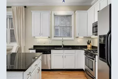 2512 W Thomas Street #1, Chicago, IL 60622 - Photo 9