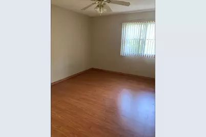 1125 Pleasant Run Drive #807, Wheeling, IL 60090 - Photo 3