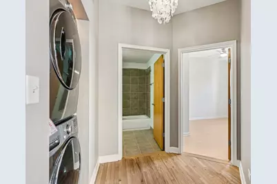 41 E 8th Street #2207, Chicago, IL 60605 - Photo 17