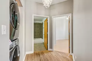 41 E 8th St, Chicago, IL 60605 - Photo 17