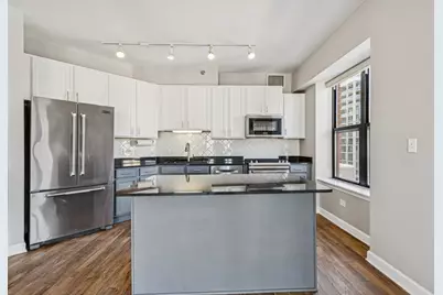 41 E 8th Street #2207, Chicago, IL 60605 - Photo 19