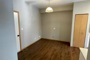 458 Landmark Ave, Yorkville, IL 60560 - Photo 3