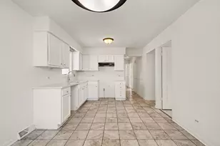 2938 173rd Pl, Lansing, IL 60438 - Photo 5