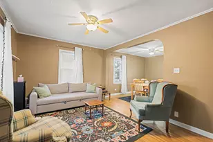 225 Sabin St, Sycamore, IL 60178 - Photo 5