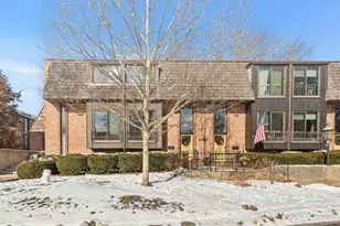 436 W Russell St, Barrington, IL 60010 - Photo 1