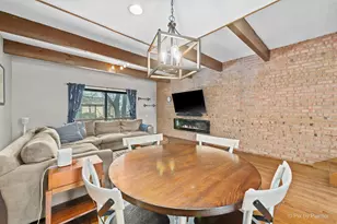 436 W Russell St, Barrington, IL 60010 - Photo 7