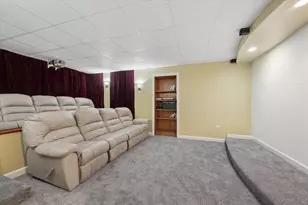 653 Limestone Dr, Batavia, IL 60510 - Photo 29