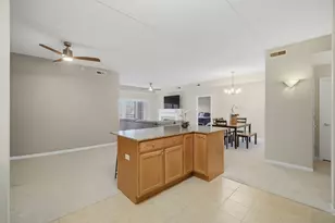 1479 N Milwaukee Ave, Libertyville, IL 60048 - Photo 9