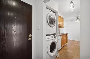 675 Grove Terrace, Elk Grove Village, IL 60007 - Photo 13