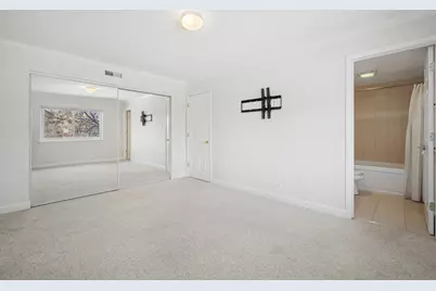 675 Grove Terrace #208, Elk Grove Village, IL 60007 - Photo 19