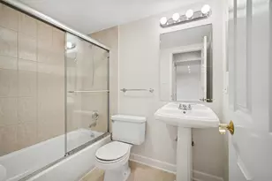 675 Grove Terrace, Elk Grove Village, IL 60007 - Photo 15