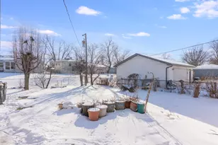 1917 Linden Ave, Hanover Park, IL 60133 - Photo 5