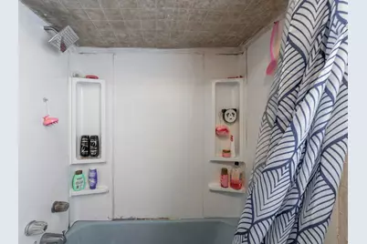 7255 S Artesian Avenue, Chicago, IL 60629 - Photo 17