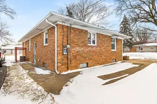 1010 Elliott St, Streator, IL 61364 - Photo 5