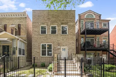 4244 S Prairie Avenue, Chicago, IL 60653 - Photo 1
