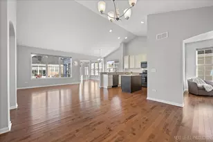 2648 Drexel Dr, Naperville, IL 60564 - Photo 11