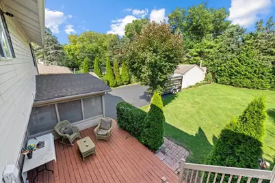 2819 Sun Valley Drive, Cary, IL 60013 - Photo 21