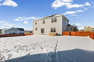 701 Country Ridge Dr, Mahomet, IL 61853 - Photo 35